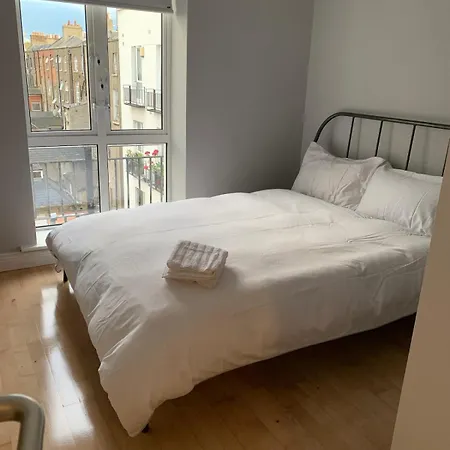 One Bed In 1 *